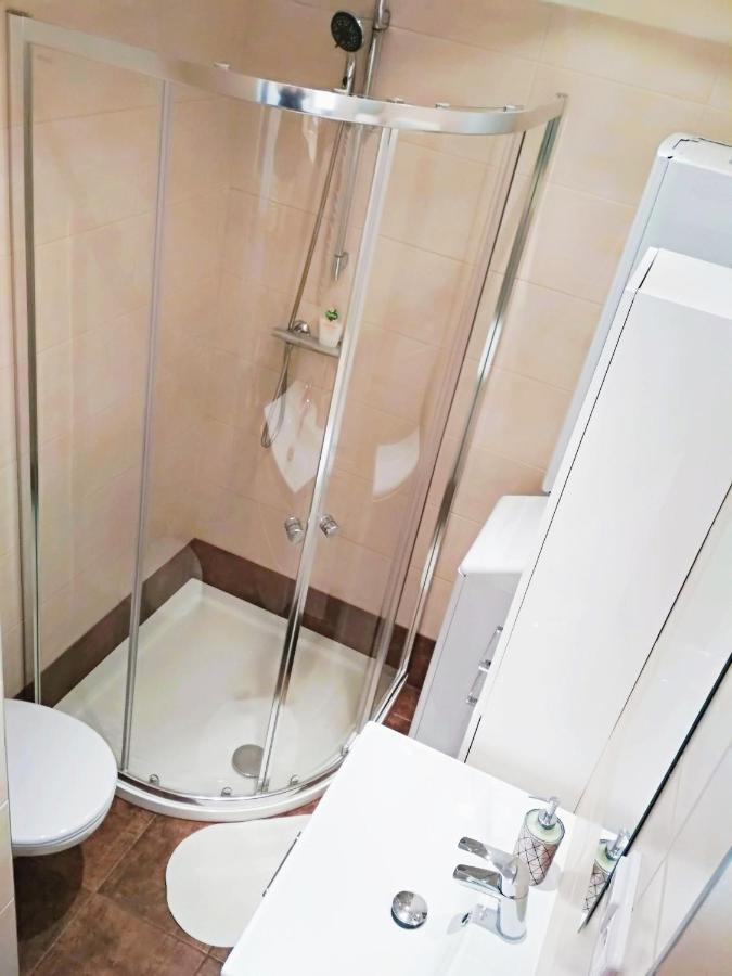 Central Accommodation Angel プラハ エクステリア 写真